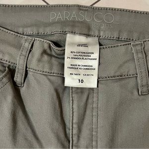 NWT Parasuco comfort fit. Size 10 Bought from Costco. Thanks for looking!